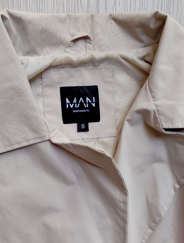 Gabardina corta beige