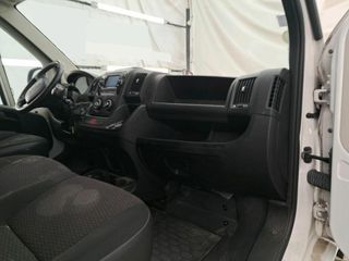 Peugeot Boxer FURGÓN 330 L1H1 2.0 BLUEHDI 110 CV PACK PREMIUM
