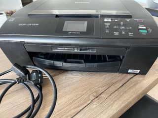 Impresora Brother DCP-J315W Multifunción. 