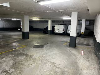 Garaje en venta en Centre en Sabadell