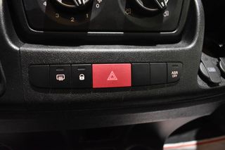 PEUGEOT BOXER FURGÓN 330 L1H1 2.0 BLUEHDI 110 CV PACK PREMIUM