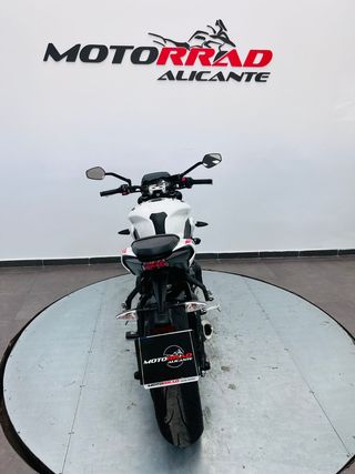 Triumph Street Triple S