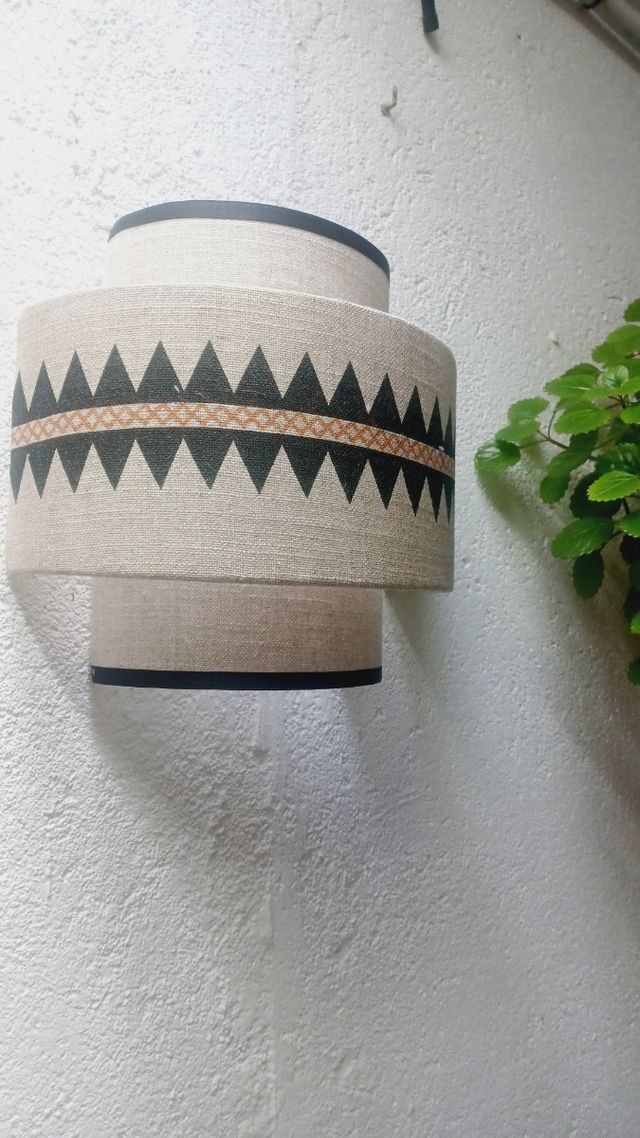 Aplique de pared Lámpara de pared beige y negra de