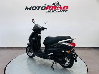 Yamaha D'elight 125
