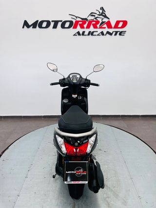 Yamaha D'elight 125