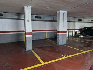 Garaje en alquiler en Centre en Sabadell