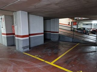 Garaje en alquiler en Centre en Sabadell