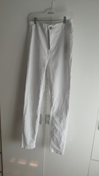 Pantalones blancos
