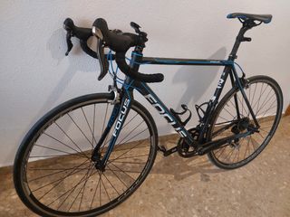 Bicicleta carretera Focus Culebro excelente estado