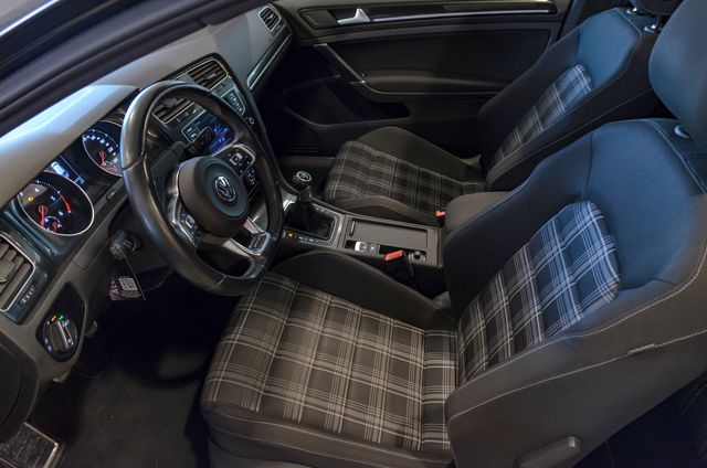 Volkswagen Golf 2.0TDI CR BMT GTD 184