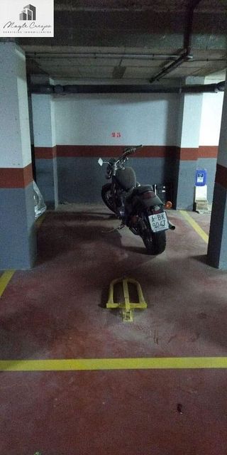 Garaje en venta en Ciutat Universitària en Elche