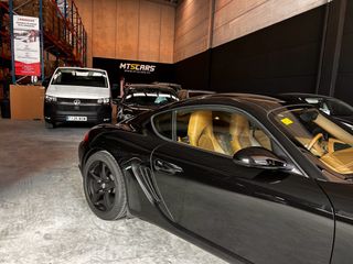 PORSCHE Cayman -