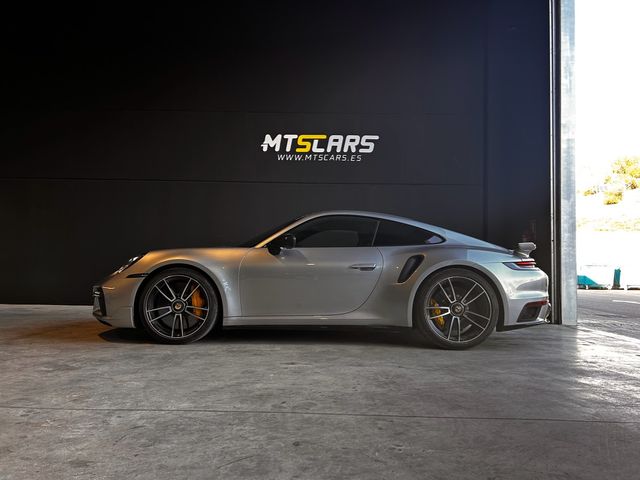 PORSCHE 911 Turbo S