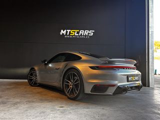 PORSCHE 911 Turbo S