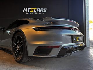 PORSCHE 911 Turbo S