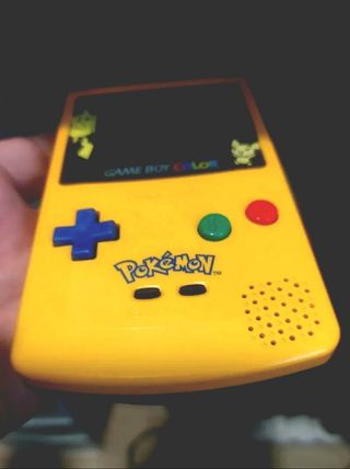 Game Boy Color Pokémon Amarillo