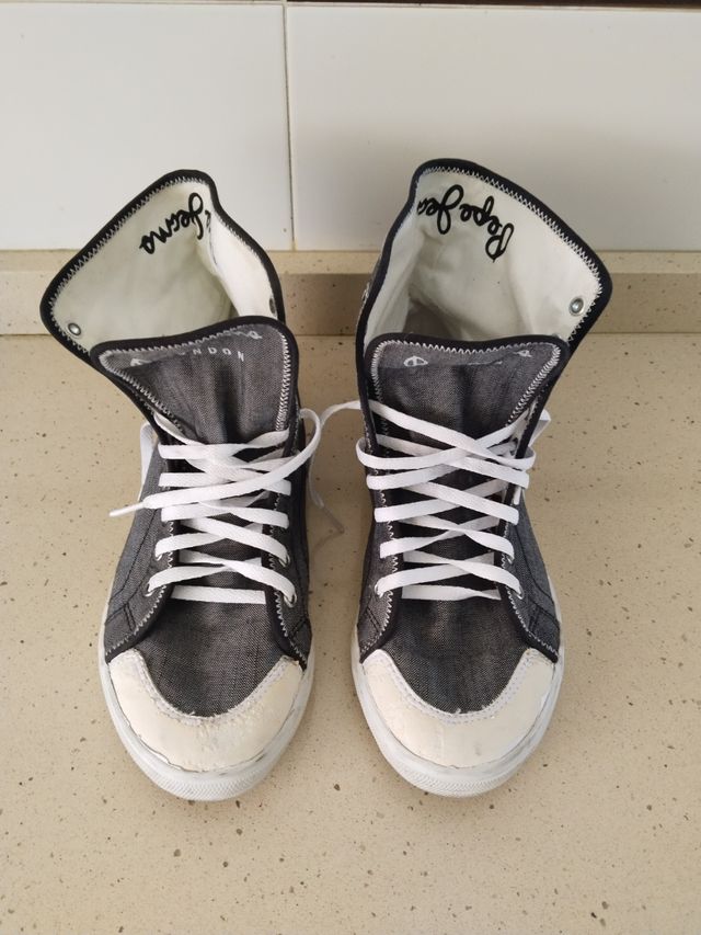 Sneakers Pepe Jeans grigie e bianche