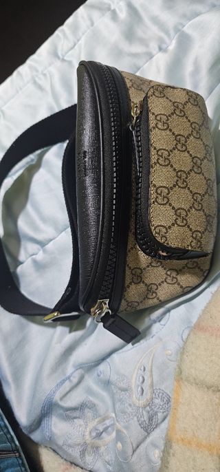 Riñonera Gucci Negra/Marrón Poco Uso