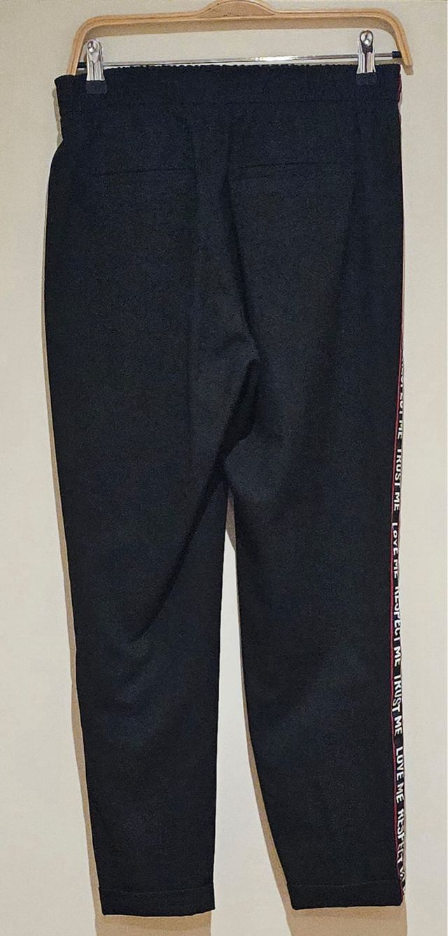 Pantalón Bershka negro talla M
