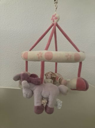 Móvil cuna musical con peluches