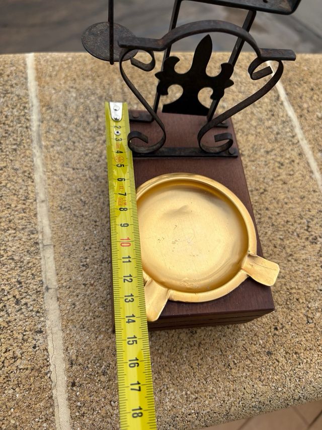 Posacenere vintage design bilancia