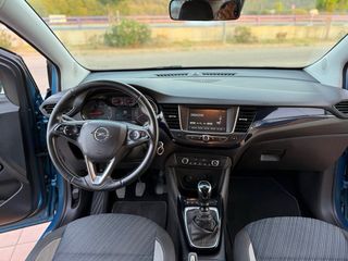Opel Crossland X 2019