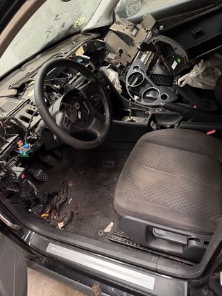Despiece SEAT Exeo 2010
ref  motor CAG 204 220