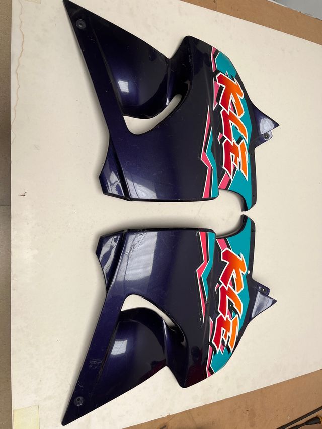 Tapas Laterales Kawasaki KLE 500