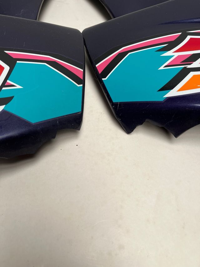 Tapas Laterales Kawasaki KLE 500