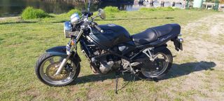 Suzuki Bandit 400