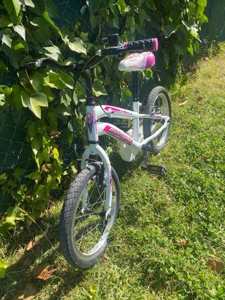 Bicicleta infantil Megamo 16 blanca y rosa