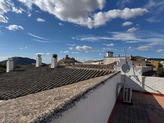 Edificio en venta en Alcaudete