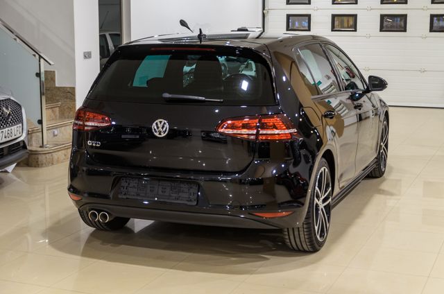 Volkswagen Golf 2.0TDI CR BMT GTD DSG 184