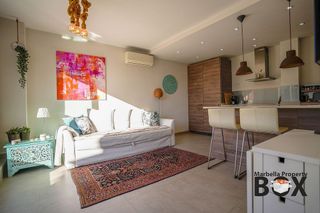 Ático en venta en Playa de la Fontanilla en Marbella