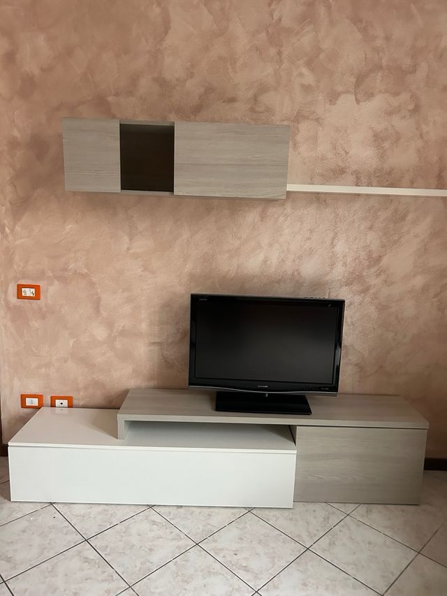 Parete attrezzata soggiorno