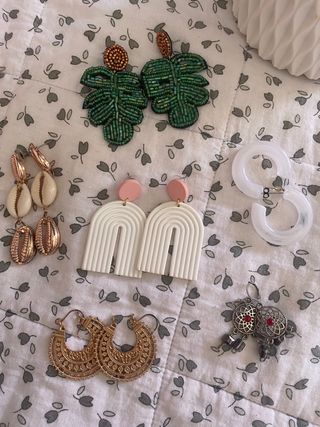 Pendientes diferentes formas.
