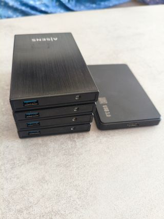 DISCOS DUROS EXTERNOS 2,5