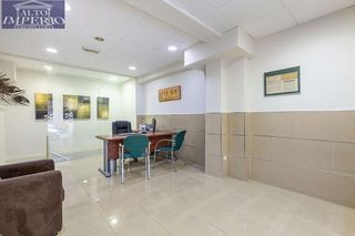 Oficina en venta en Pajaritos - Plaza de Toros en Granada