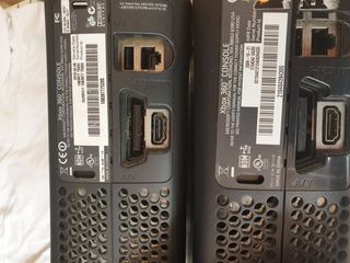 Dos Xbox 360 Negras