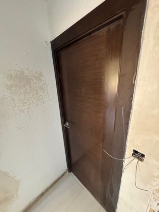 Puerta doble madera maciza + 2 individuales 