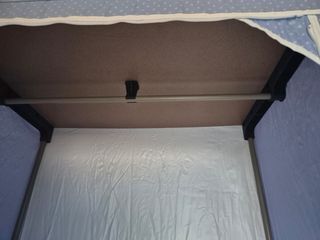 Armario ropero Rayen tela y metal