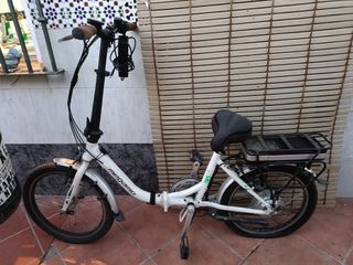 Bicicleta eléctrica plegable Megamo