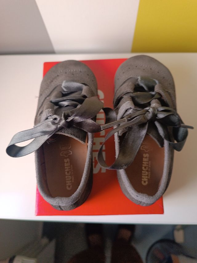 Zapatos CHUCHES unisex niños talla 24