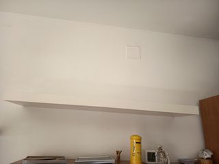 Estantería flotante blanca Ikea