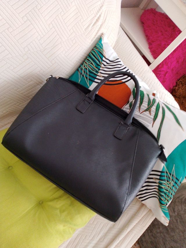 Bolsos negros Simil cuero negros