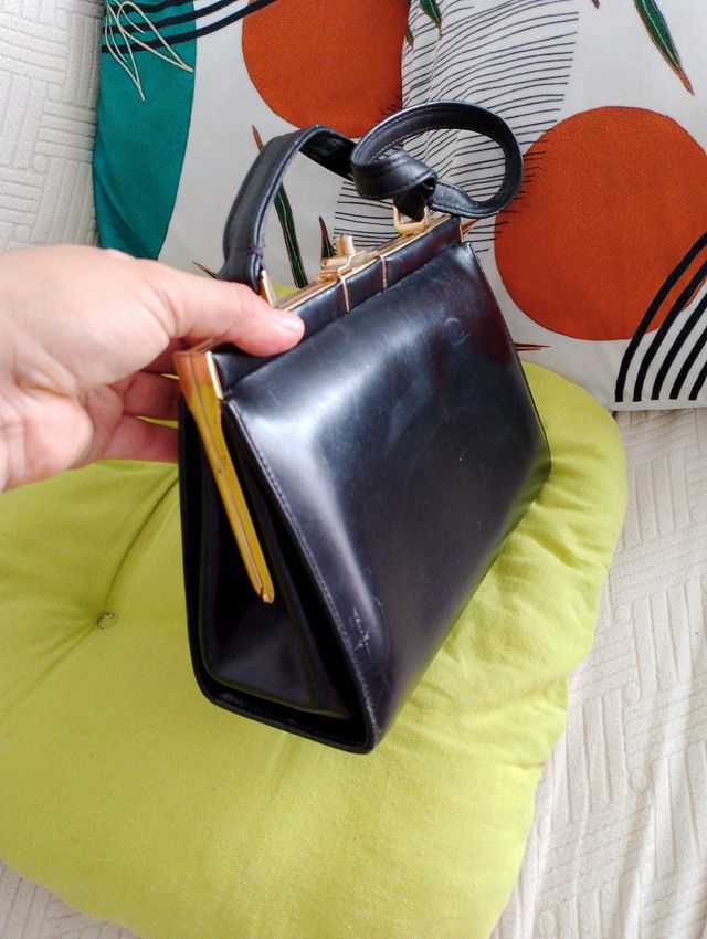 Bolsos negros Simil cuero negros