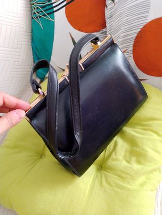 Bolsos negros Simil cuero negros
