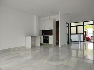 Local comercial en venta en Ugena