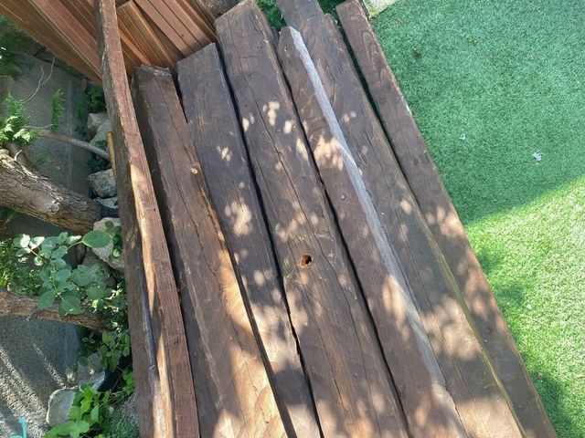 Lote de falsas vigas de madera