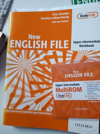 English File Books 
De teoría y de práctica .

